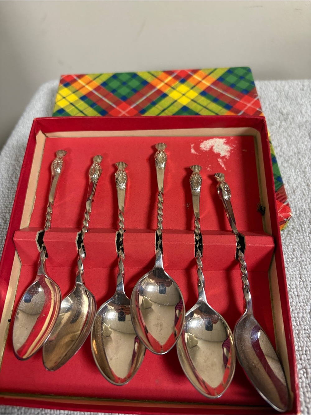 Boxed set of 6 Silverplated DemitasseSpoons Twisted Handles Thistle Finial